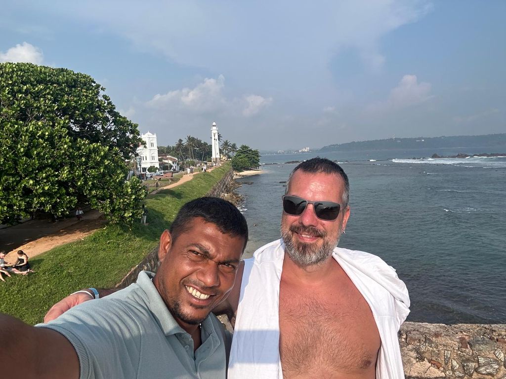 Galle Fort ramparts and lighthouse — Galle Fort
